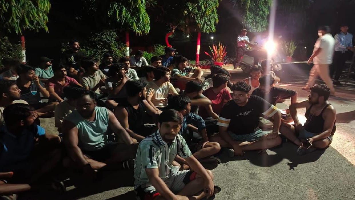 Consumers faced problems for four hours due to power cut students created ruckus in the university