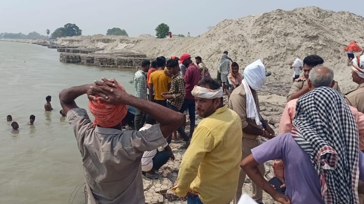 Four teenage girls drowned while bathing in Saryu in ballia