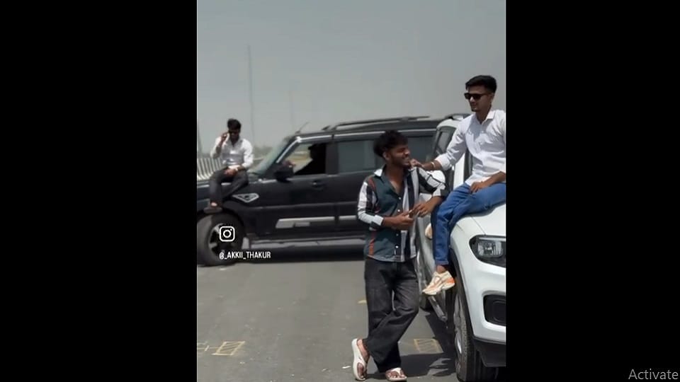 Road Rage: 56 thousand rupees challan after stunt on Yamuna Expressway