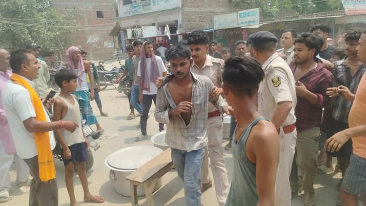 Bihar News : स्वर्ण व्यवसायी की दुकान में लूटपाट के दौरान फायरिंग, पुलिस से मुठभेड़ के बाद गिरफ्तार