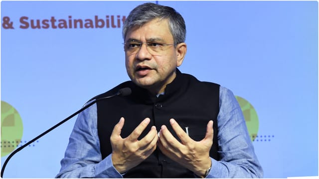 अश्विनी वैष्णव, केंद्रीय मंत्री