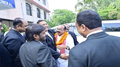 अपने अधिवक्ता साथियों से मिले डिप्टी सीएम अरुण साव