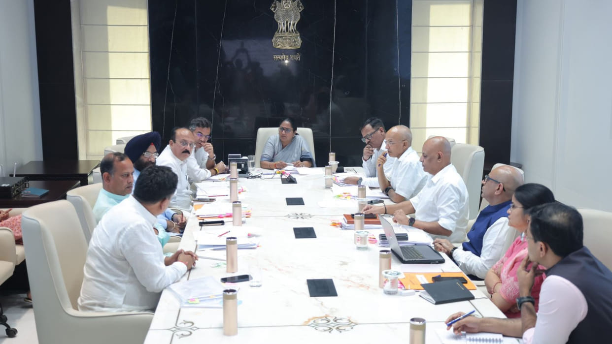 Delhi Cabinet appoves 89-day internship scheme for DU students to boost governance; Read here