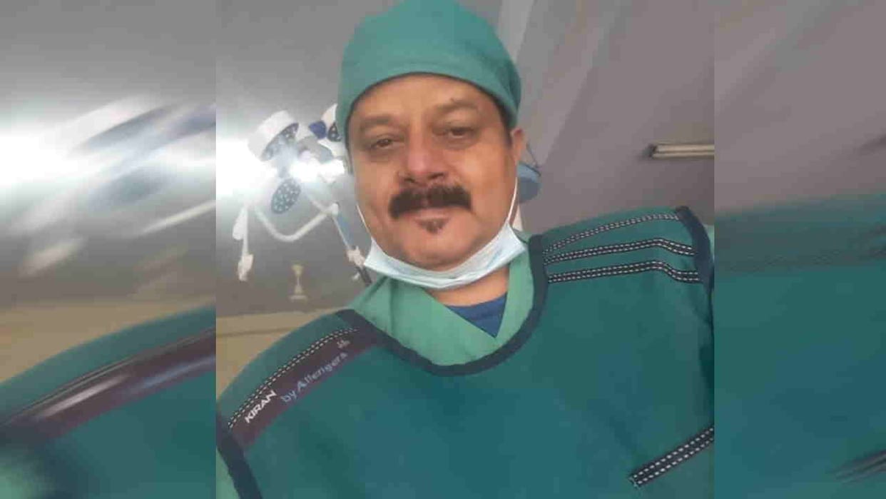 Rudraprayag CMS Dr. Manoj Badoni found dead in the room Uttarakhand News in hindi