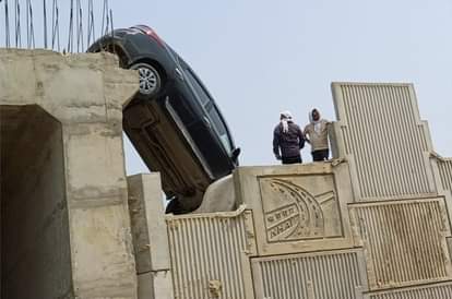 flyover car accident