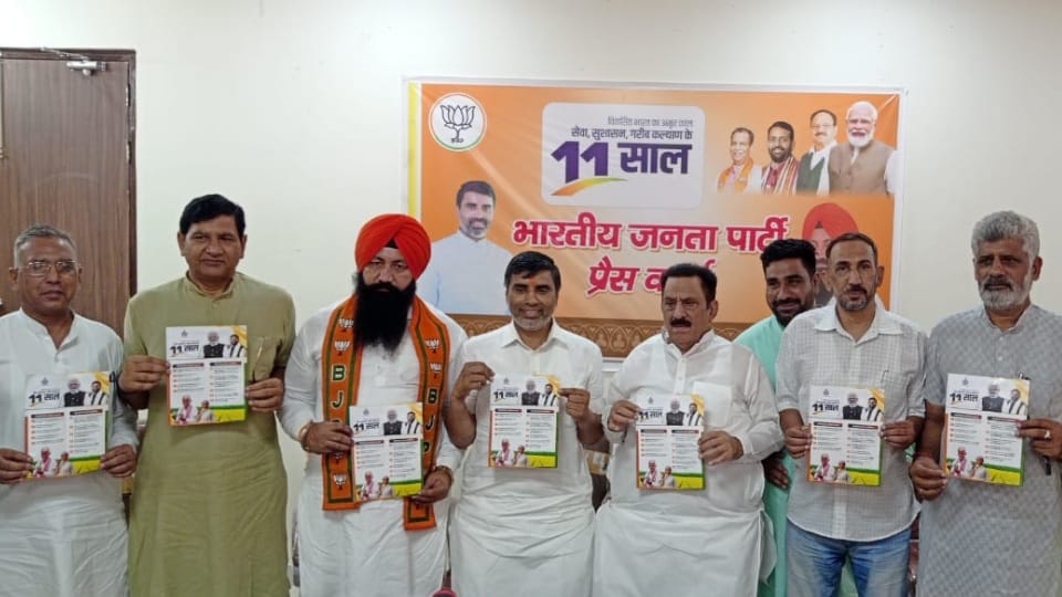 Education Minister Mahipal Dhanda in Kurukshetra on completion of 11 years of BJP govt