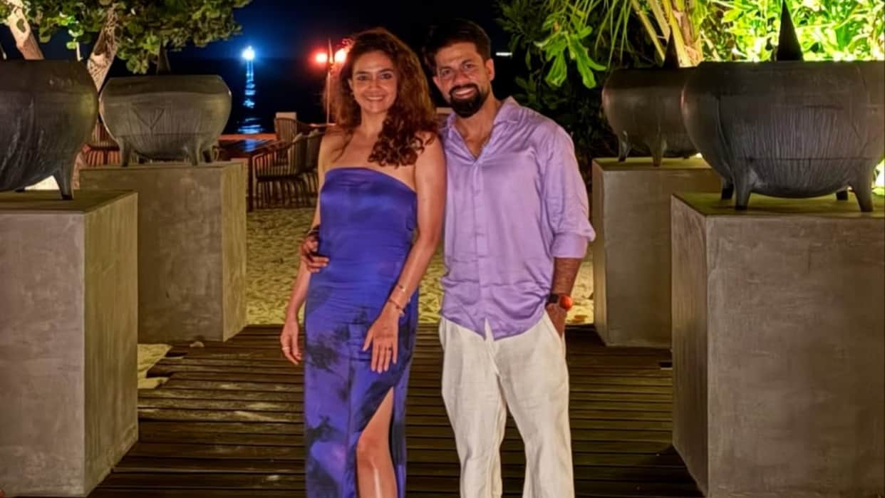 Keerthy Suresh shares Maldives vacation photos with hubby Antony Thattil see pics