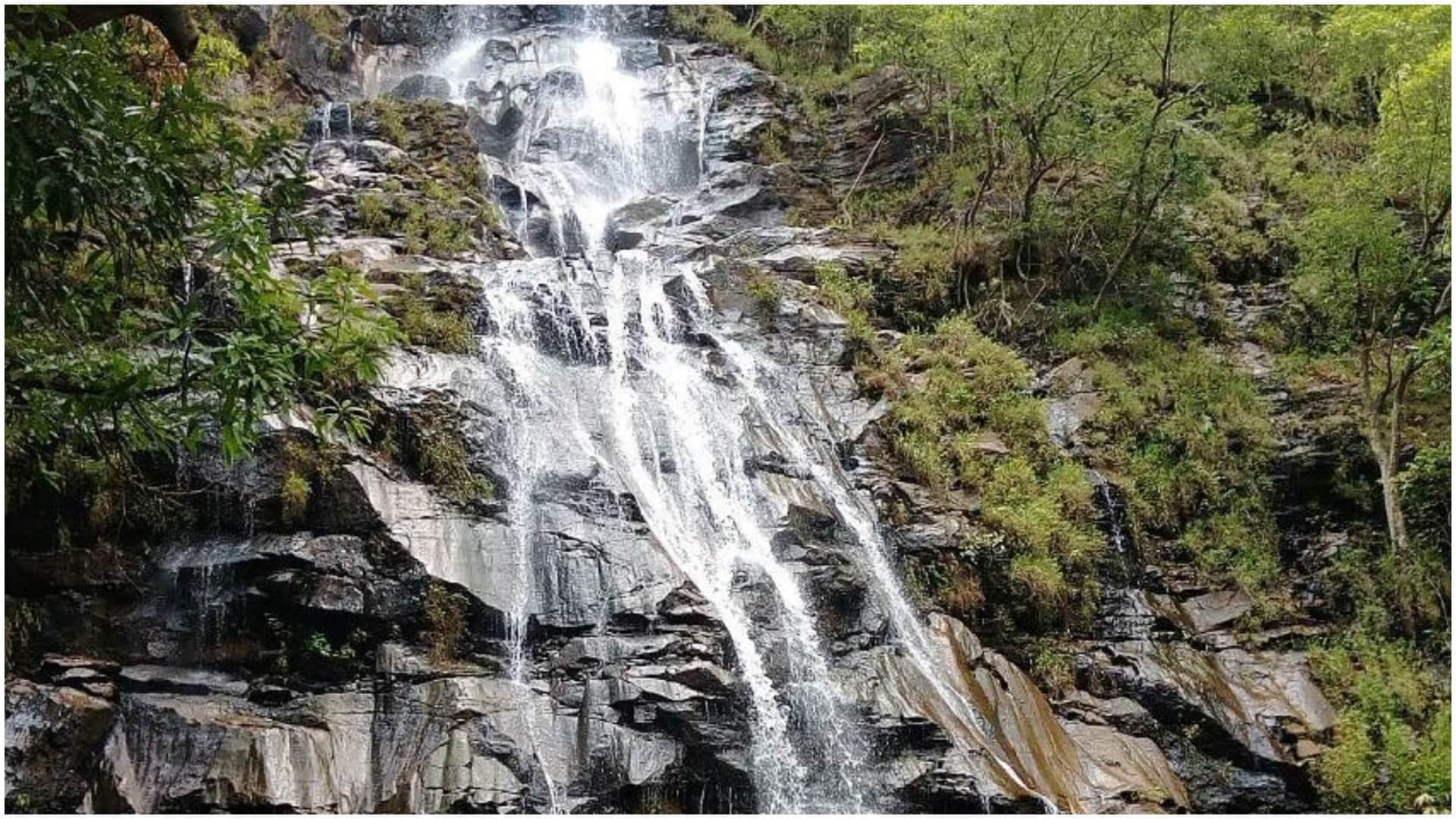 Tourist Places Near Madhya Pradesh Weekend Getaway From MP