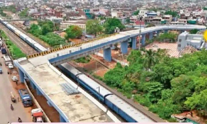 Bhopal: Bhopal's railway over bridge is in discussion across the country, questions are being raised on the de