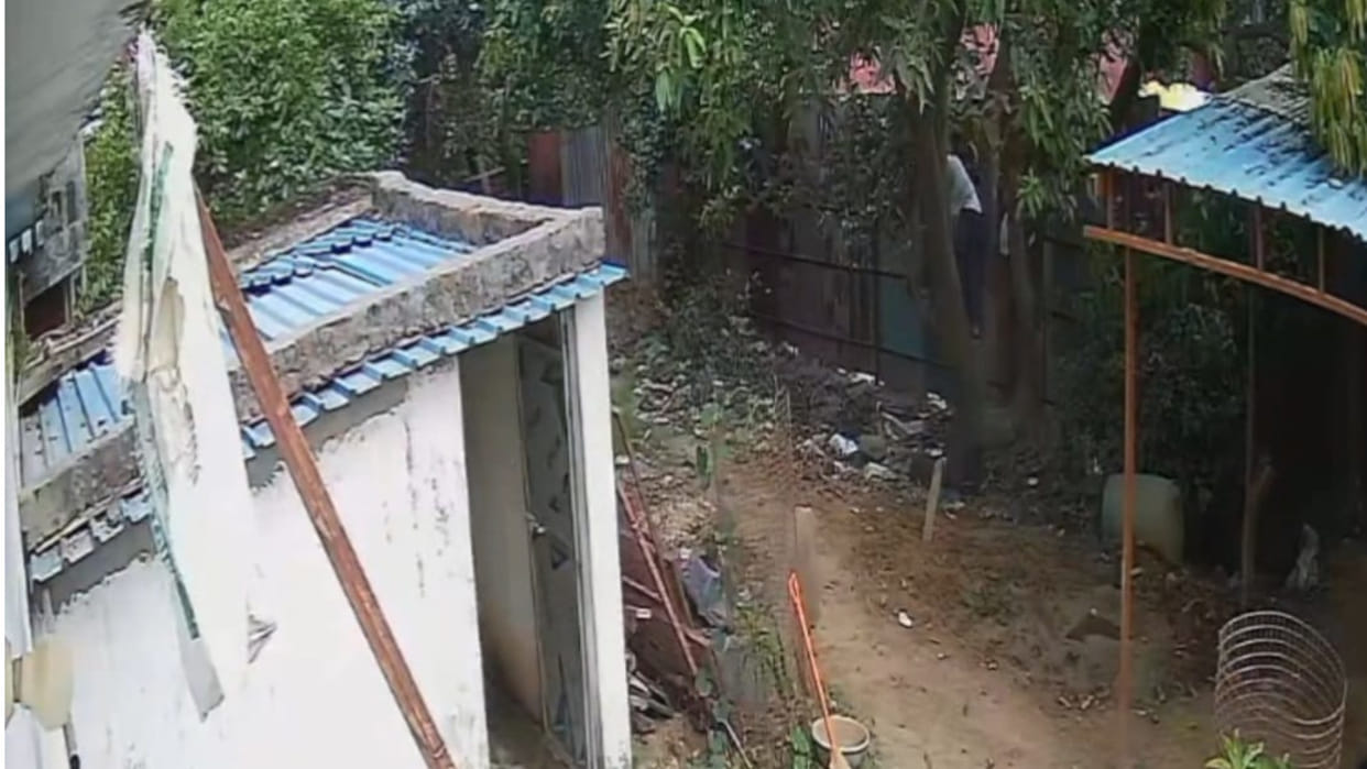 A man committed suicide by hanging himself from a tree outside his house in Gorakhpur
