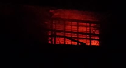 Kanpur Fire broke out in grocery warehouse due to short circuit explosions happen from oil and ghee canisters