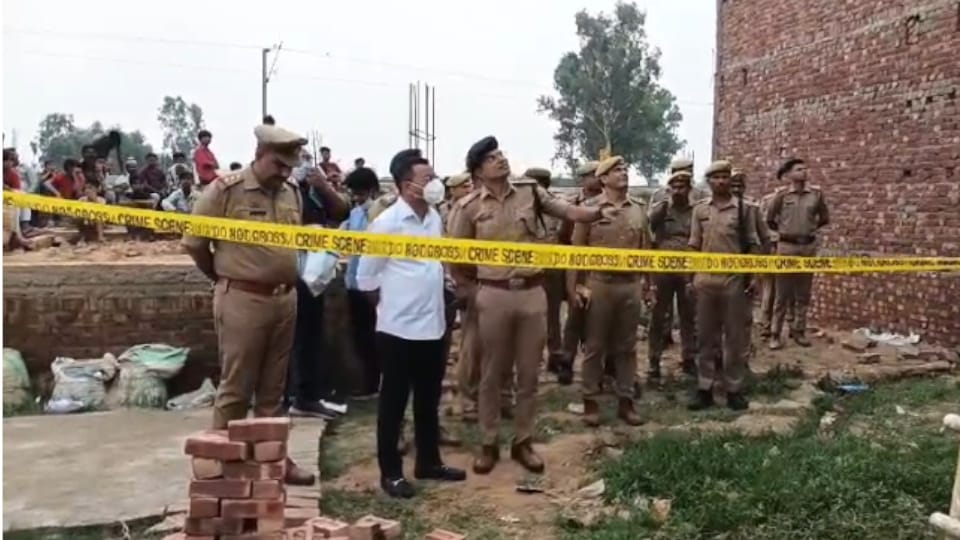 Woman shot dead in Moradabad up news in hindi