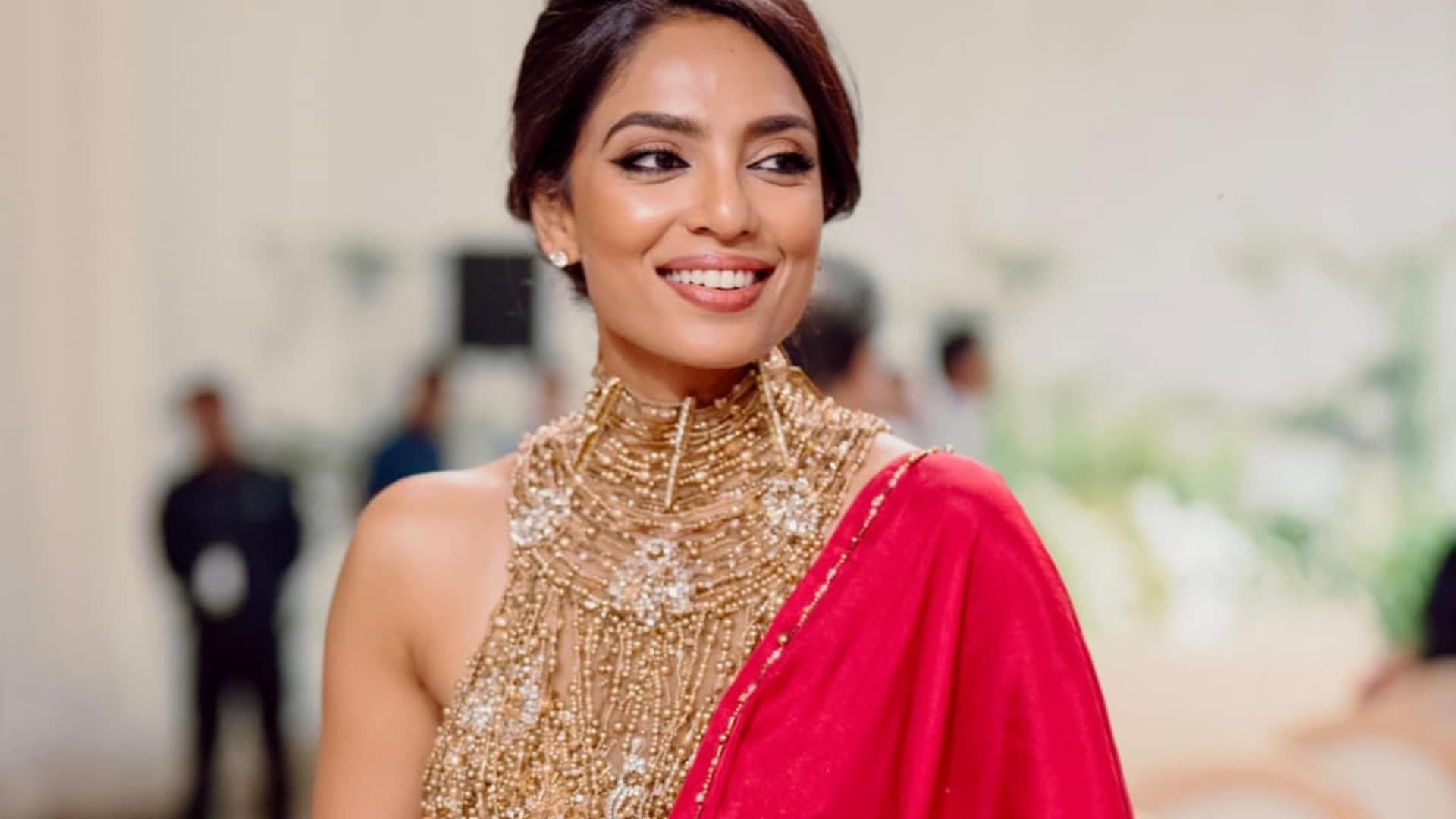 Naga Chaitanya and sobhita steal the show from Akhil Akkineni Zainab reception Photos viral on social media