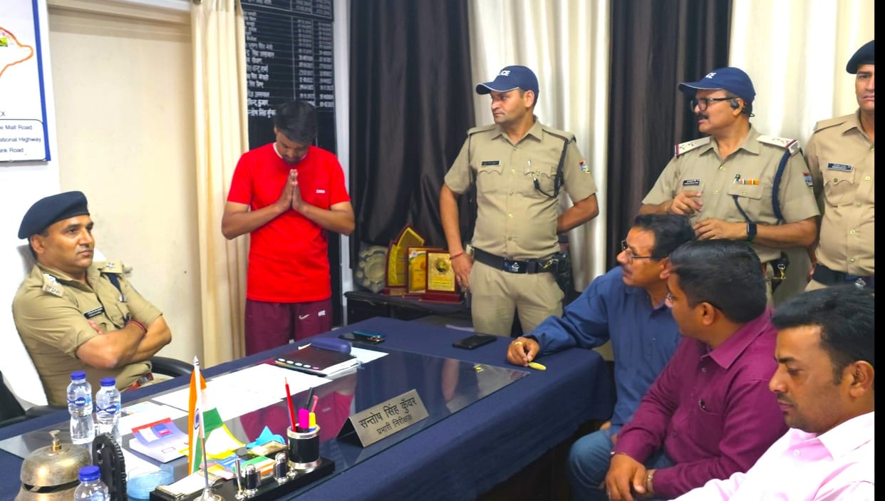 Mussoorie News matter calmed down after the PRD jawan apologized there was dispute about slapping late at nigh