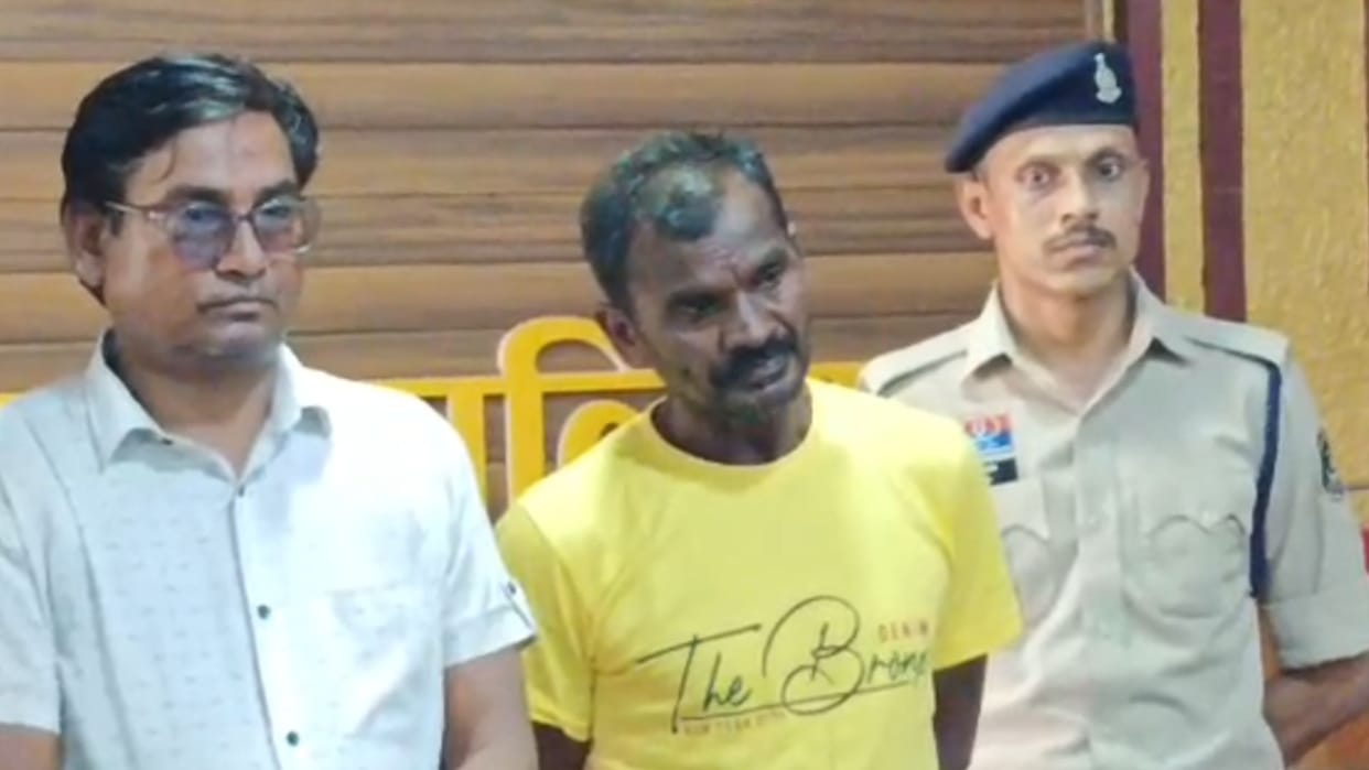 Police arrested two accused in case of fighting and firing between sand mafia and villagers