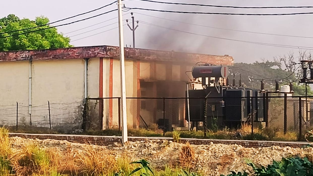 Fire in substation panel Equipment burnt to ashes Electricity crisis villages of Varanasi