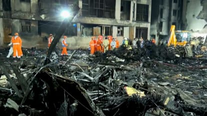 Ahmedabad plane crash PM meets injured, black box found DGCA strict and agencies start investigation