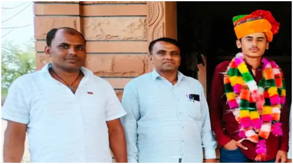 MBBS Student Death in Ahmedabad Plane Crash Father Did Labor Work To Make Son Doctor Know Details in Hindi