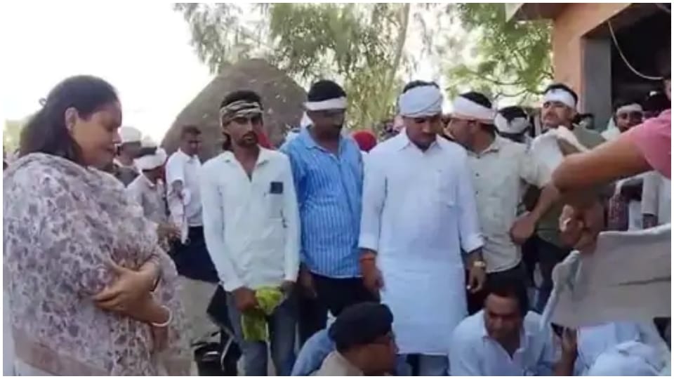 MBBS Student Death in Ahmedabad Plane Crash Father Did Labor Work To Make Son Doctor Know Details in Hindi