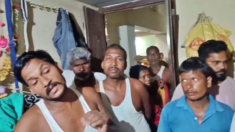 Bihar: रहस्यमयी हालात में फंदे से लटकी मिली विवाहिता, संतान न होने से थी परेशान; ससुराल वालों पर हत्या का आरोप