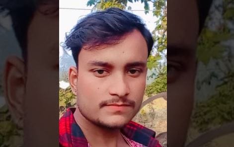 Amit shot himself while making a video call