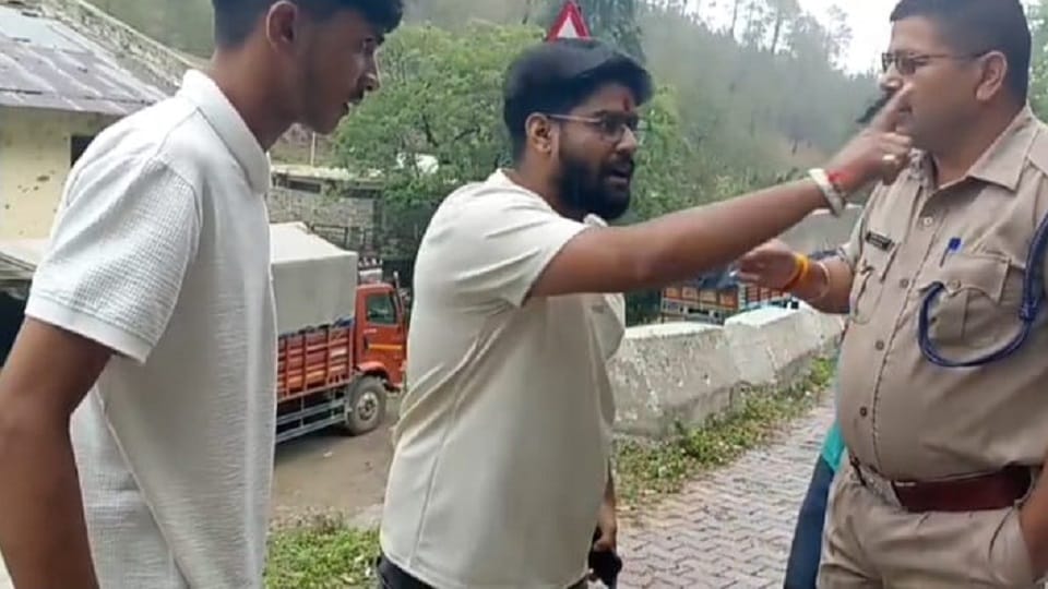 The youth clashed with the police and PAC personnel in jageshwar Almora