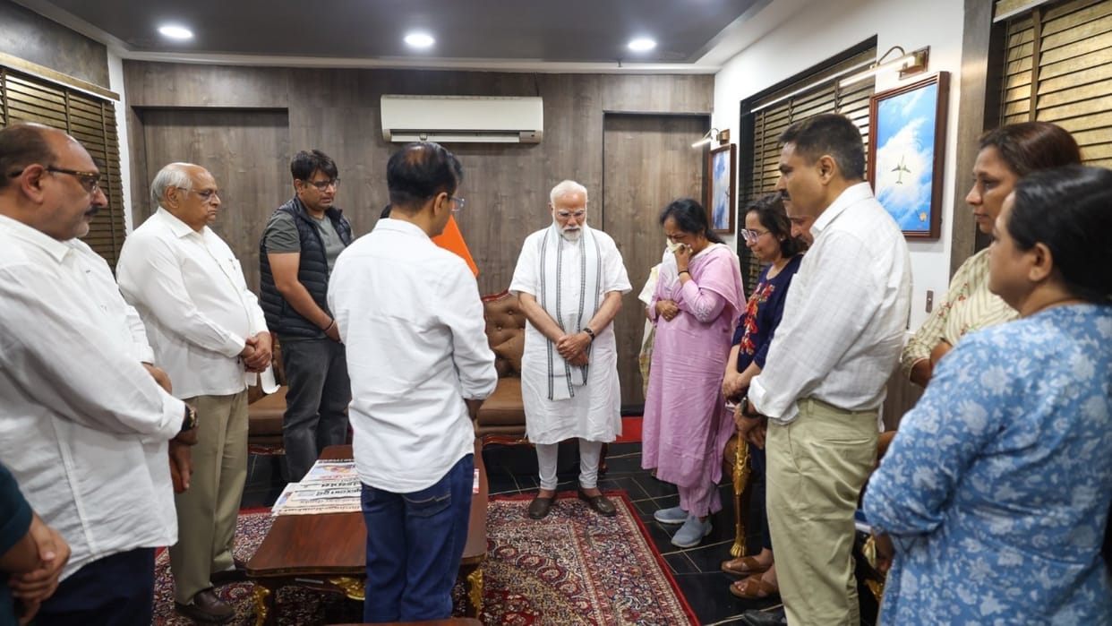 PM Modi met the family of former Gujarat CM Vijay Rupani and offered his condolences