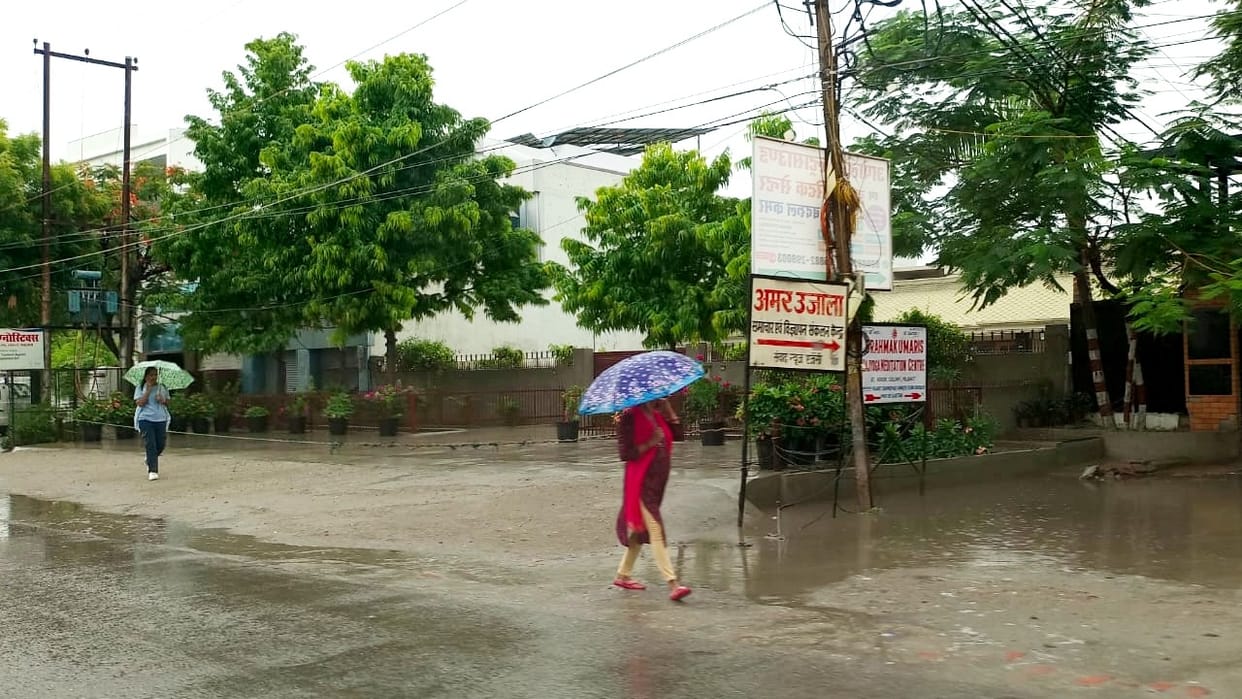 Weather changed rain brought relief from scorching heat in Pilibhit