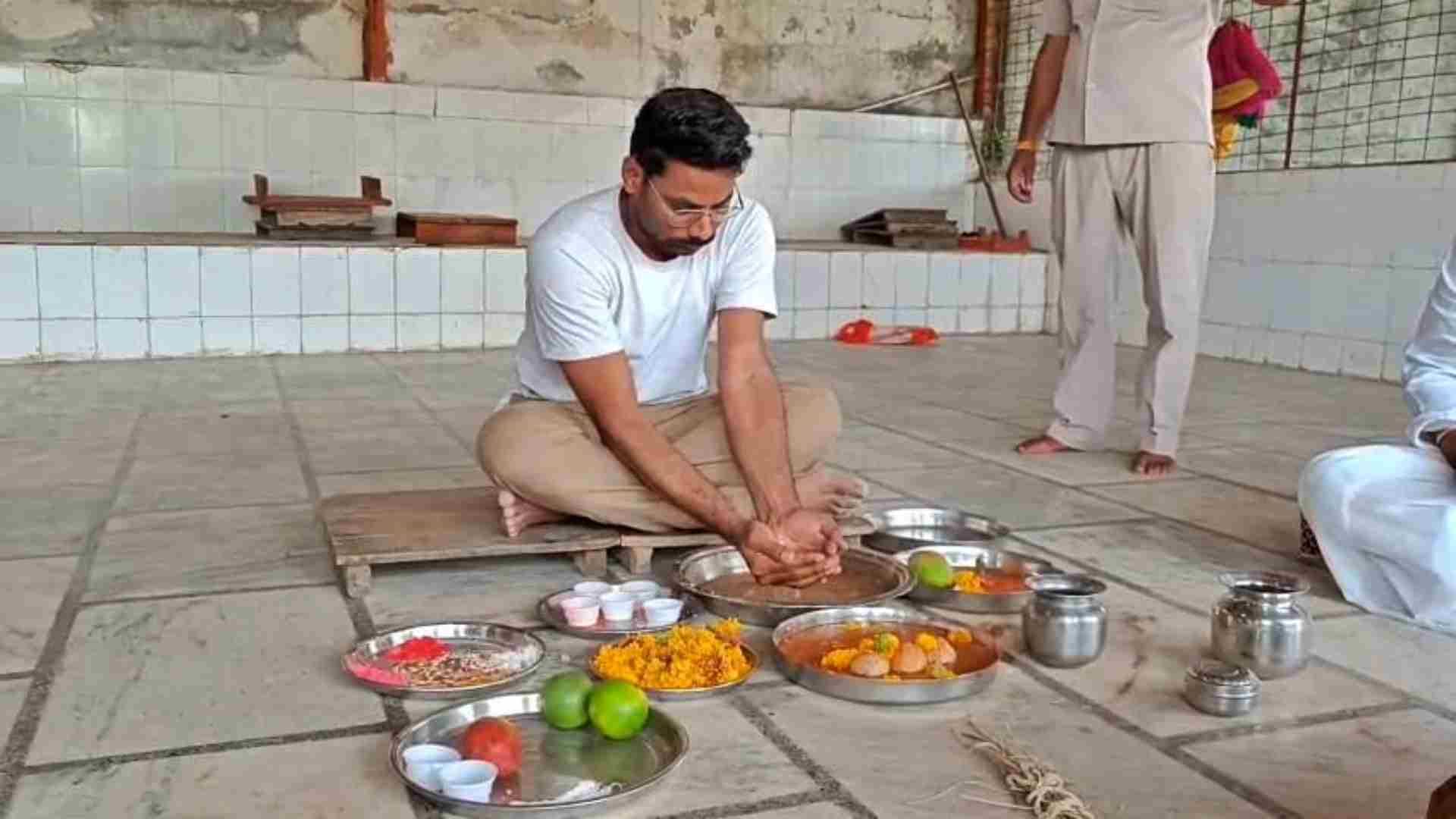 Raja Murder Case: Family Performs Pind Daan for Raja Raghuwanshi in Ujjain, Brother Participates in Rituals