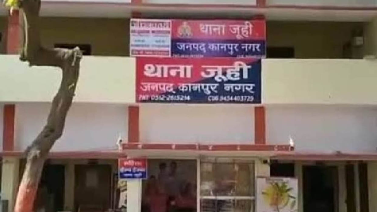 Kanpur: Three arrested for stealing iron angle from a dilapidated government building