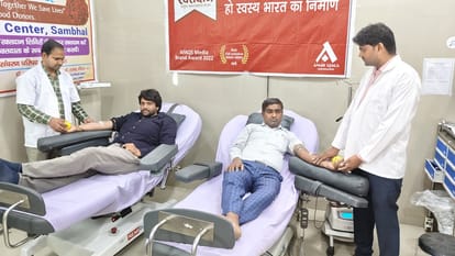 People of Moradabad division showed their spirit of service and donated blood in large numbers