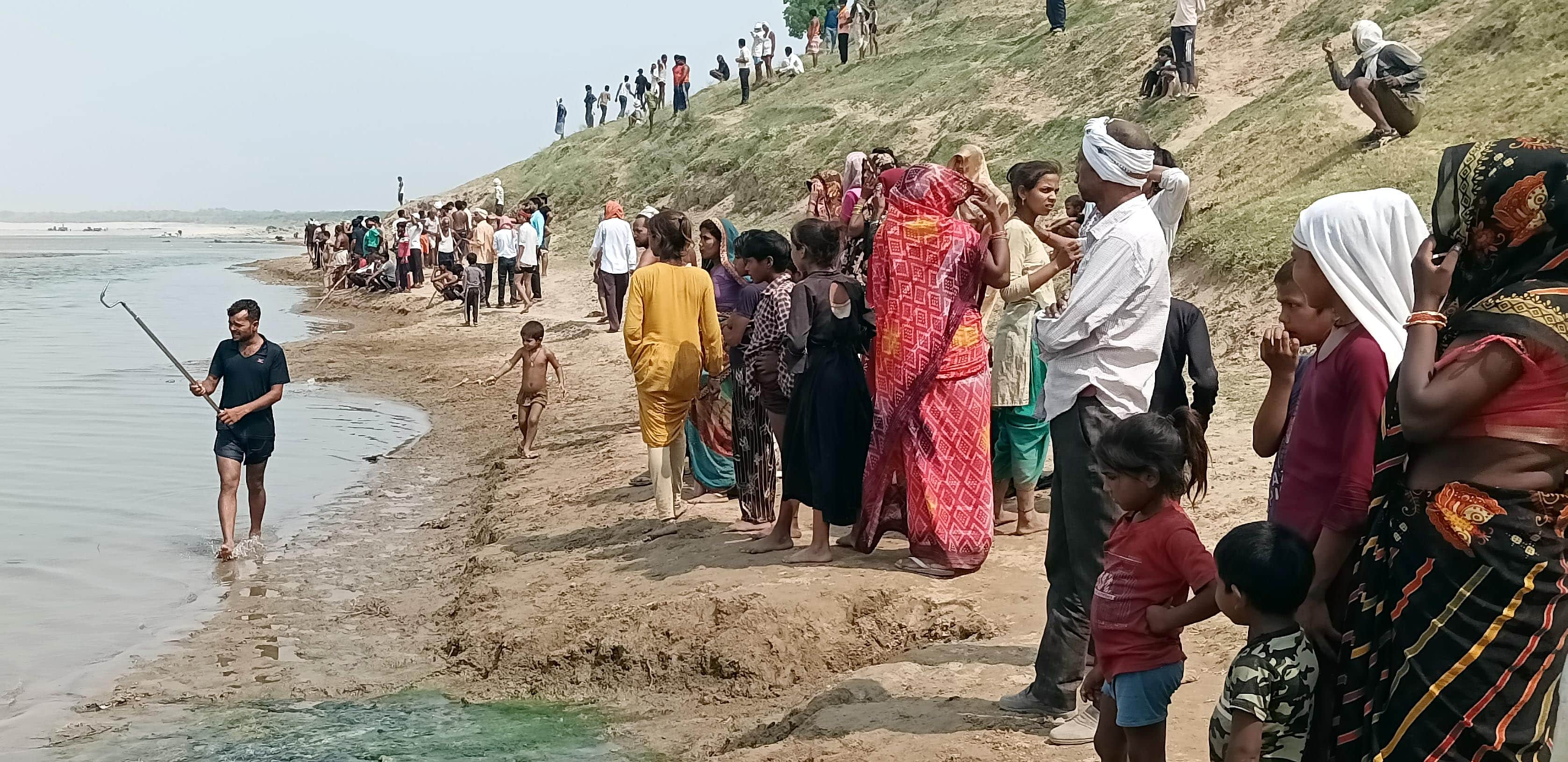 crocodile dragged woman into chambal river death