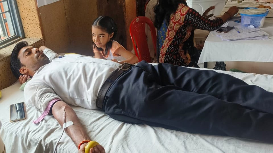 Blood donation camp organized in Aligarh District Hospital