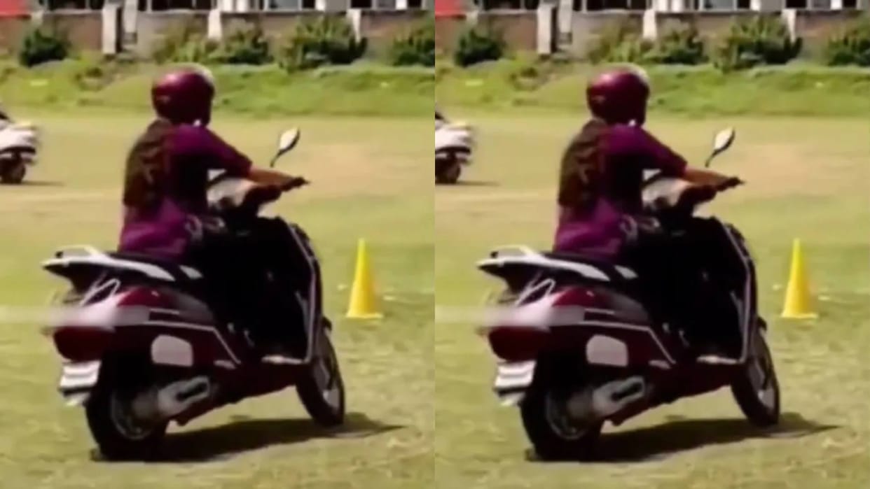 Woman was giving driving test on scooty then suddenly something happened Video goes viral on Internet