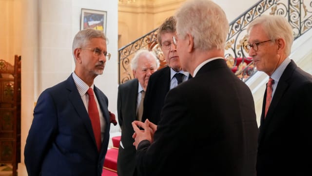 फांस में विदेश मंत्री एस जयशंकर