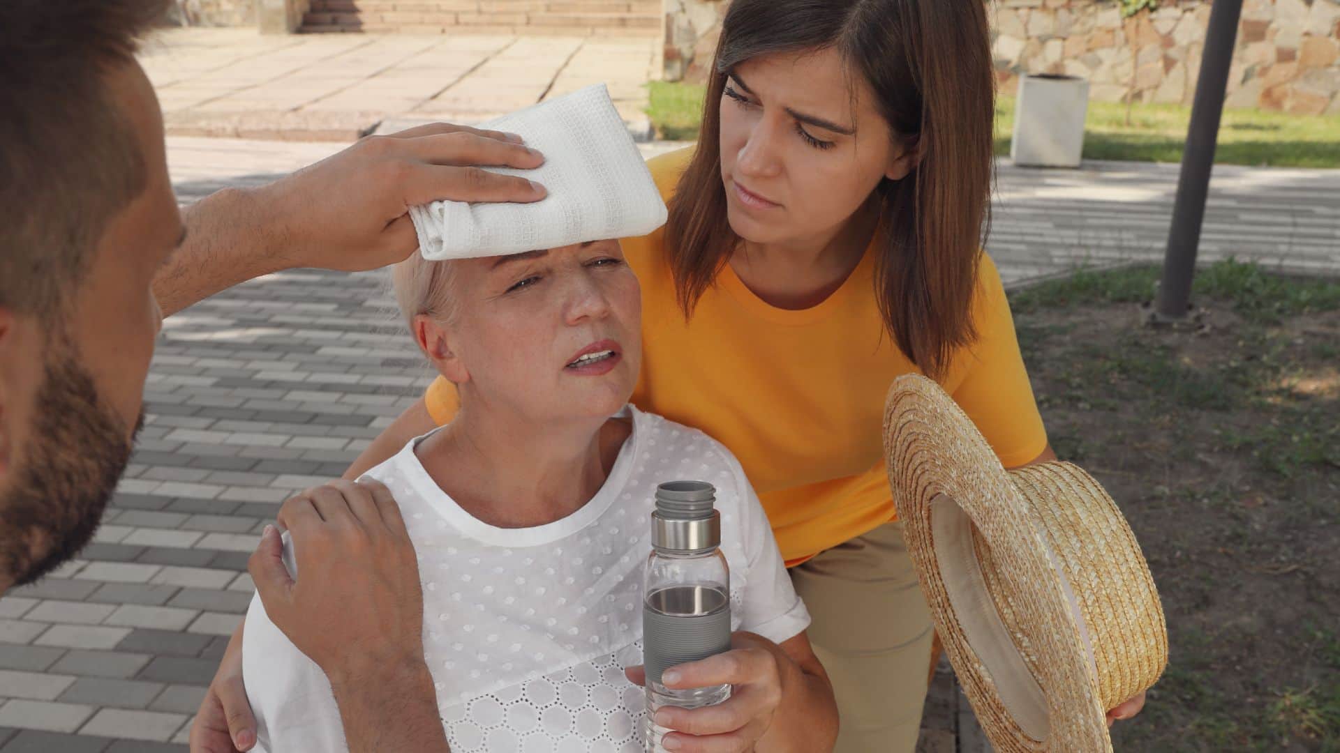 Heatstroke vs Heat Exhaustion Difference Key Symptoms in detail in hindi