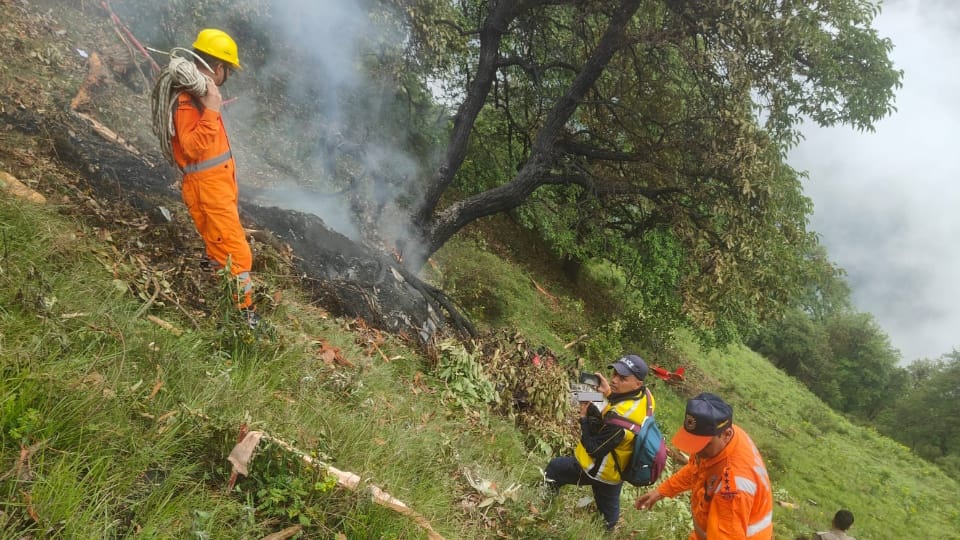 helicopter crash in Gaurikund of Rudraprayag Kedarnath helicopter crash Photos Seven people including girl die
