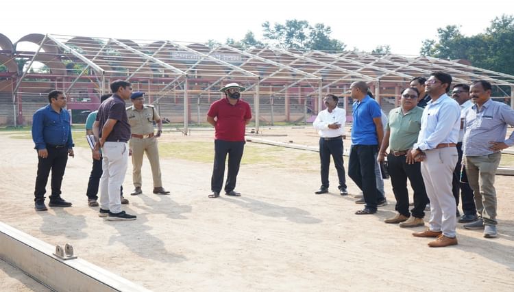 CG News: सीएम साय जशपुर में राज्य स्तरीय योग दिवस कार्यक्रम में होंगे शामिल, कलेक्टर ने तैयारियों का लिया जायज