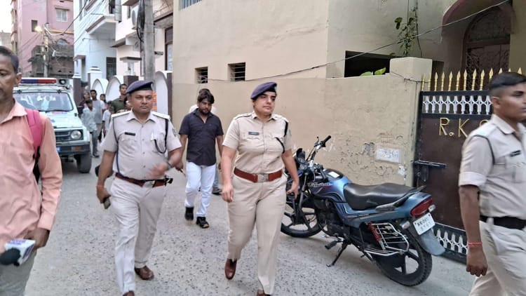 Bihar: कमरे में फंदे से लटका मिला ऑटो चालक का शव, आत्महत्या या साजिश? पुलिस कर रही जांच