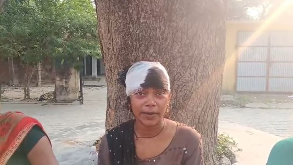 Kasganj Murder Eyewitness daughter told whole story First attacked with stick and knife then hit with a shovel