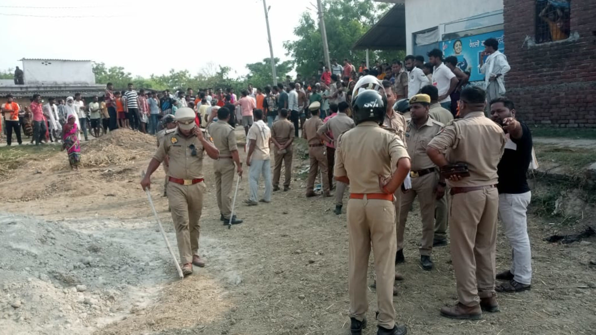 man killed by being crushed by tractor There was dispute on June 7 as well full story of Ravi Yadav Kushinagar