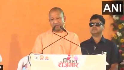 UP: Soldiers get appointment letters, CM says we have to be sensitive towards the poor, now jobs are not given