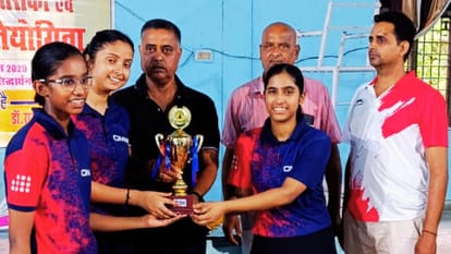 UP Sports News Daughters of Varanasi showed strength by winning seven medals one silver in swimming
