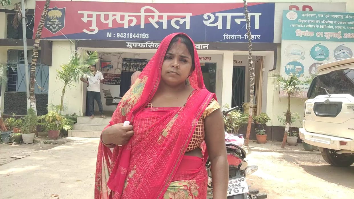 Bihar News: bihar police Fir registered in siwan hen killing Bird love story, poultry farming