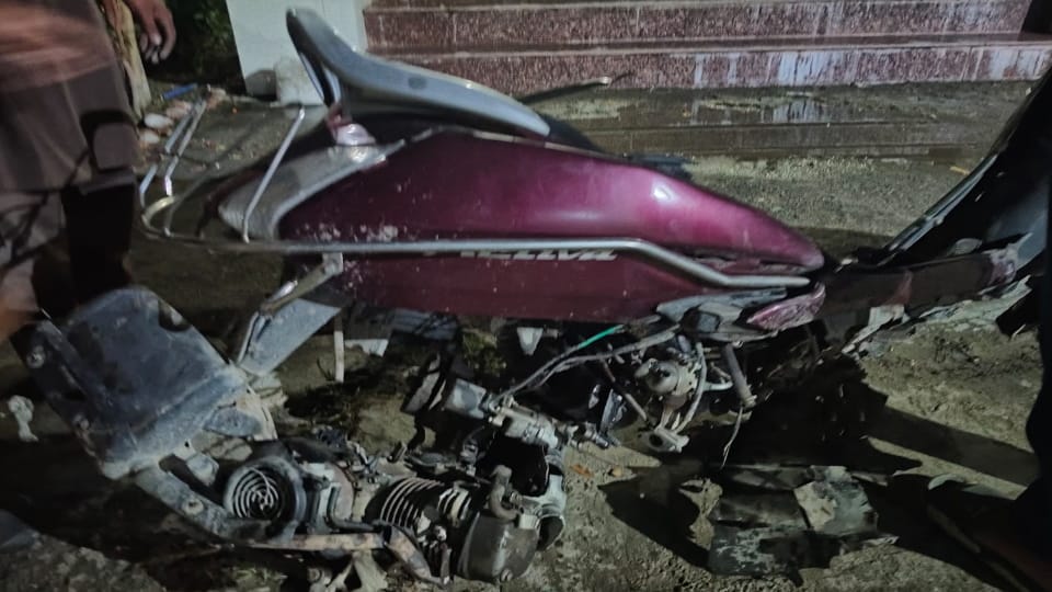 Dehradun Road Accident Over Speed Scooter Hit By Dumper Three Friends Died after birthday party