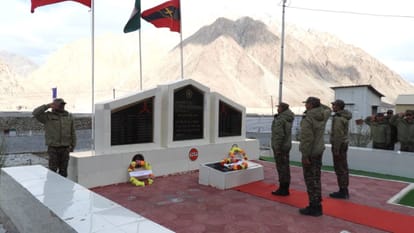 Army pays tribute to soldiers martyred in Galwan Valley clash