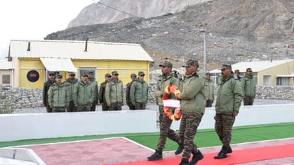 Army pays tribute to soldiers martyred in Galwan Valley clash