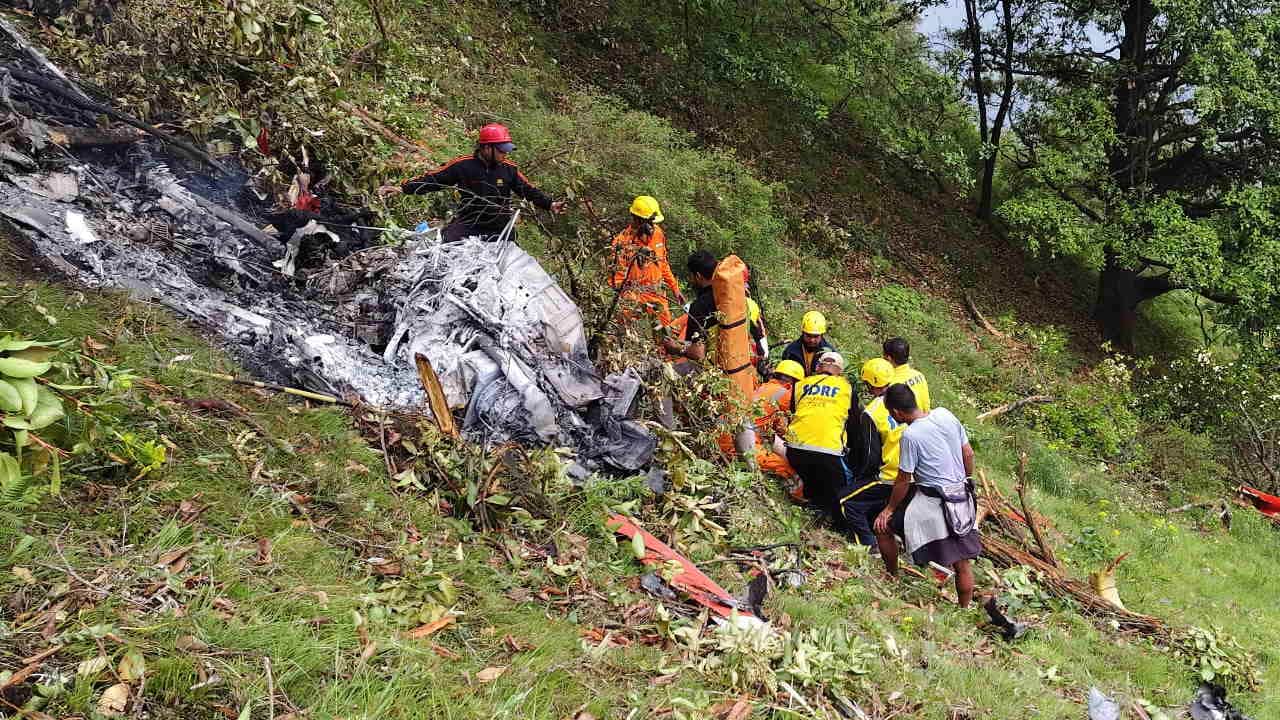 Kedarnath Helicopter Crash Tusti mother forcibly sent her with her grandmother died in accident