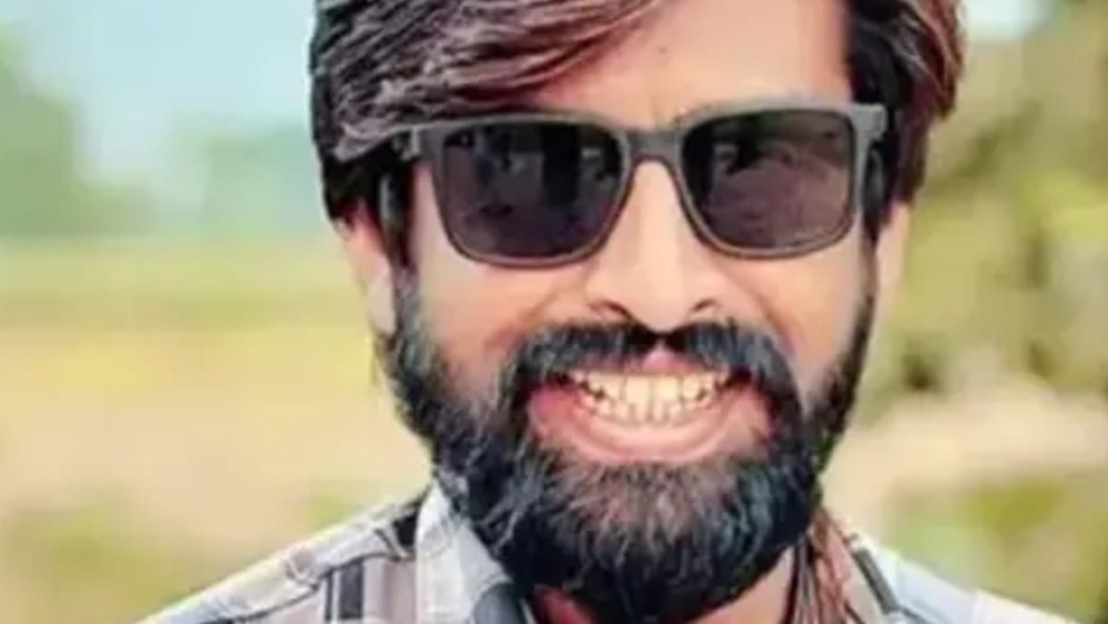 Mahesh Kalavadia Missing after ahmedabad air india plane crash family doubts his death