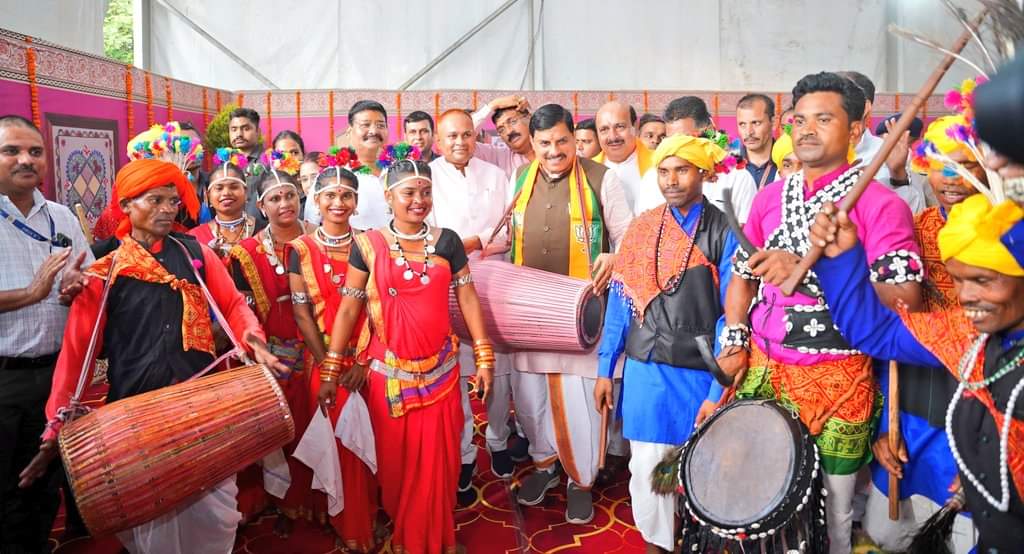 MP News: On Rakshabandhan, beloved sisters will get a gift of Rs 250, the amount of Rs 2081 crore will be dist